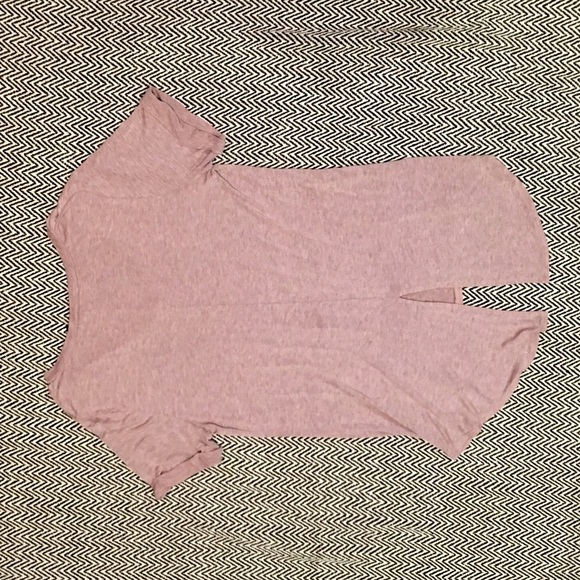 Soft split back top size m - Picture 2 of 2
